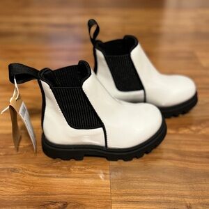 NWT native Live Lightly Kensington Treklite Gloss US C6